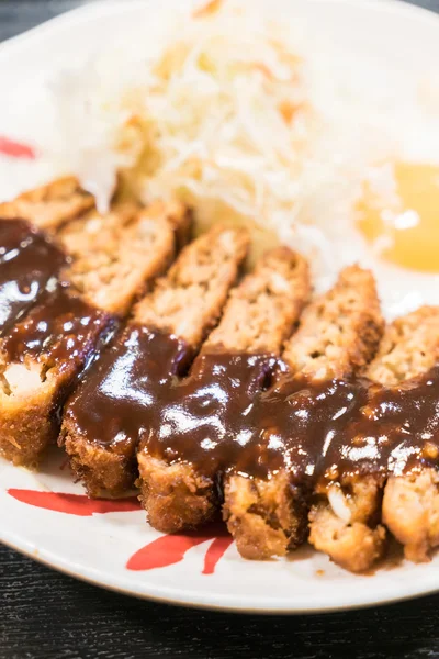 Fried pork with sweet sauce