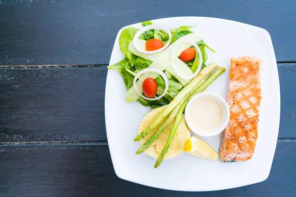 Filetto di carne di salmone bistecca — Foto Stock