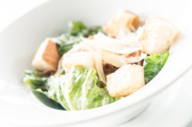 lezzetli Sezar salatası