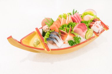 Ham taze Sashimi