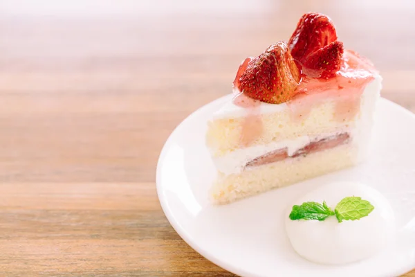 Tarta de crema de fresa — Foto de Stock