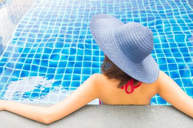 Kadınlarda hotel Yüzme Havuzu