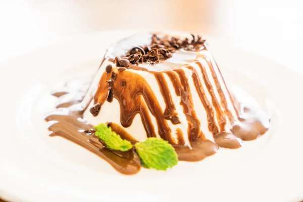 Chocolat panna cotta dessert — Photo