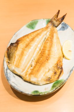 Nefis ızgara balık