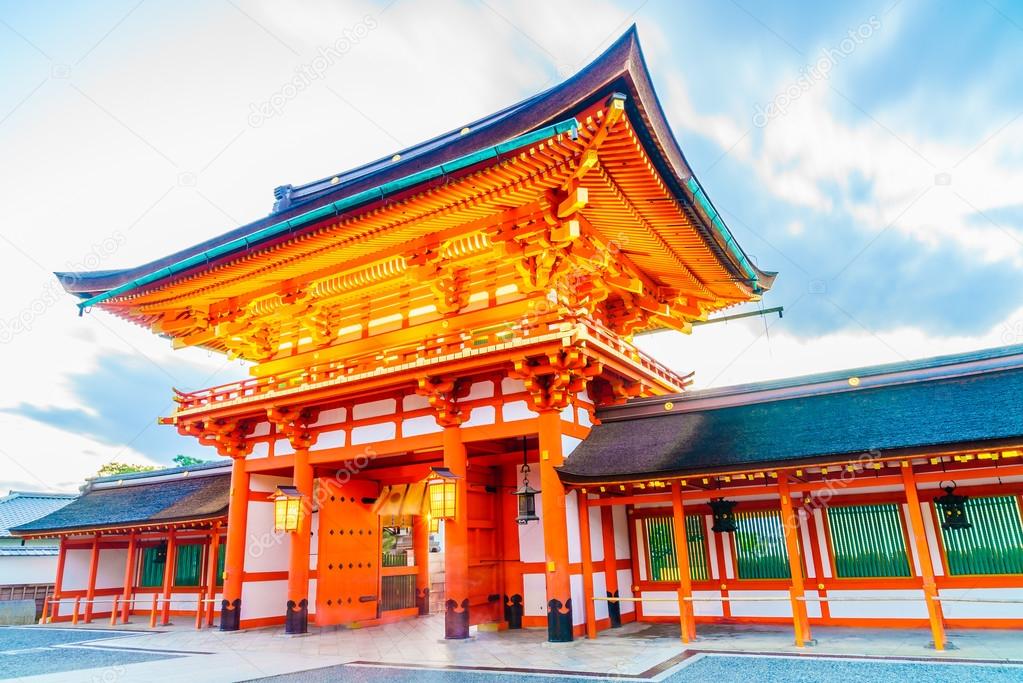 Architecture around fushimi inari Temple