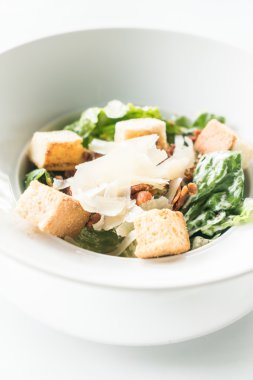 lezzetli Sezar salatası