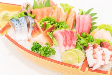 Ham taze Sashimi