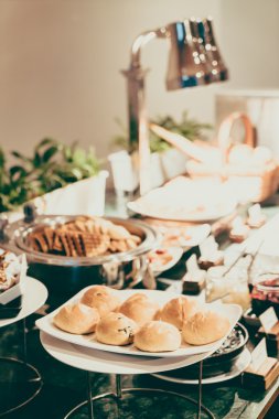 Otel restoranında açık büfe