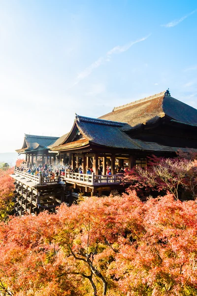 Kiyomizu dera templo en Kyoto en Japón — Foto de Stock