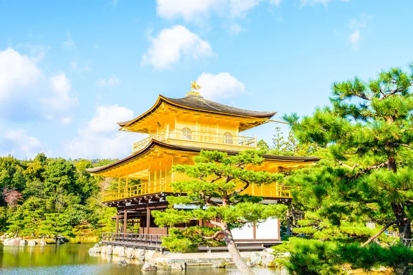 Pavillon d'or au temple Kinkakuji — Photo