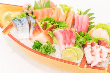 Ham taze Sashimi
