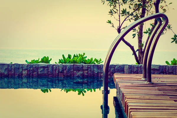 Hotel de lujo piscina — Foto de Stock