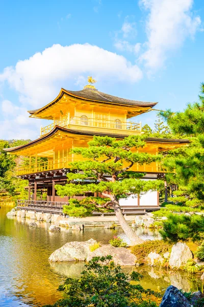 Pavillon d'or au temple Kinkakuji — Photo