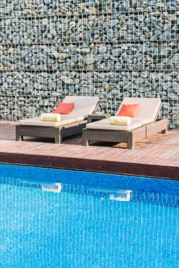 otel havuzu resort