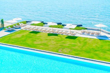 otel havuzu resort