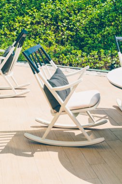 Modern sandalye ve masa