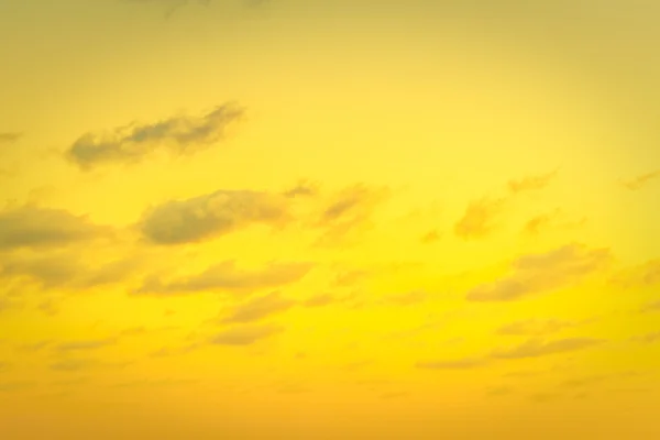 Schöne Wolken am Himmel — Stockfoto