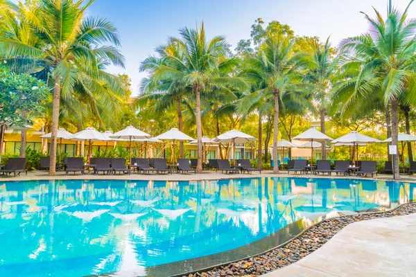 Hotelschwimmhalle — Stockfoto