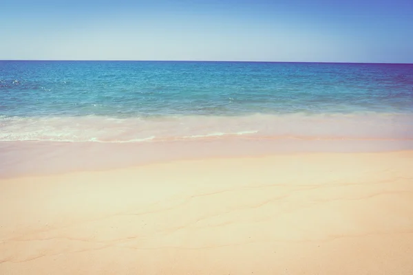 Hermosa playa y mar — Foto de Stock