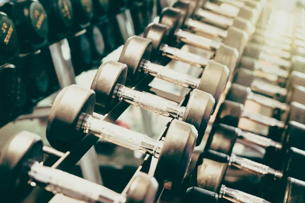 Sombrillas en gimnasio y gimnasio — Foto de Stock