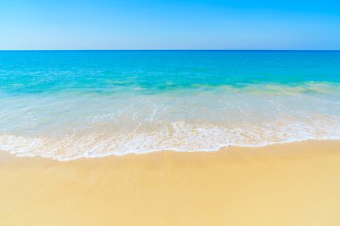 Güzel sahil ve deniz