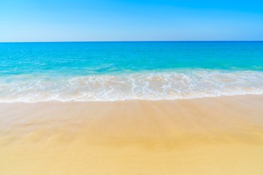 Güzel sahil ve deniz