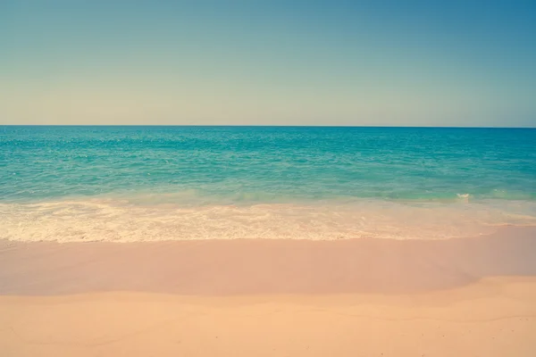 Hermosa playa y mar — Foto de Stock