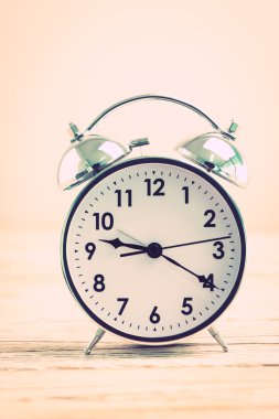 Vintage klasik çalar saat