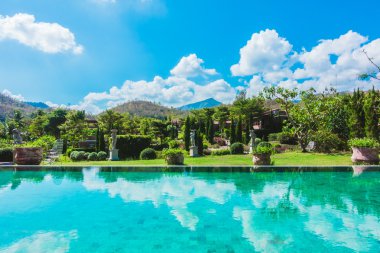 Açık manzaralı Yüzme Havuzu