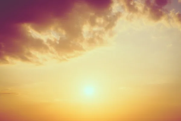 Красивий Схід сонця і моря — стокове фото