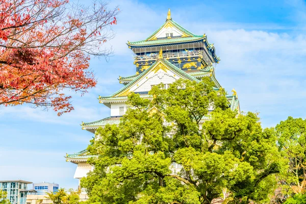 美丽的建筑大阪城堡 — 图库照片