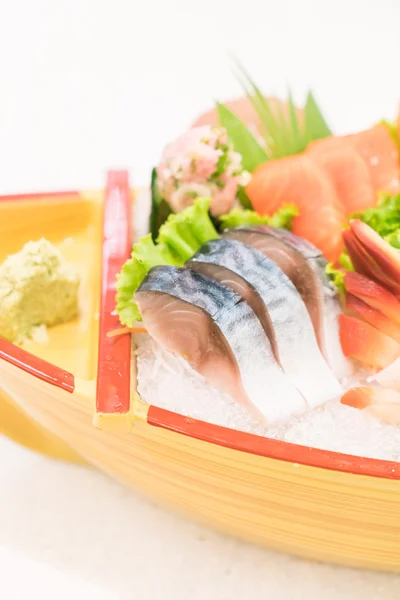 Rå färsk fisk sashimi — Stockfoto