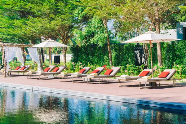 Lüks Hotel Yüzme Havuzu resort — Stok fotoğraf