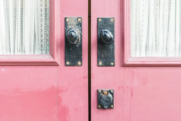 Maçanetas da porta velha — Fotografia de Stock