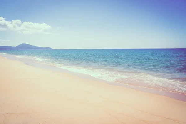 Hermosa playa y mar — Foto de Stock