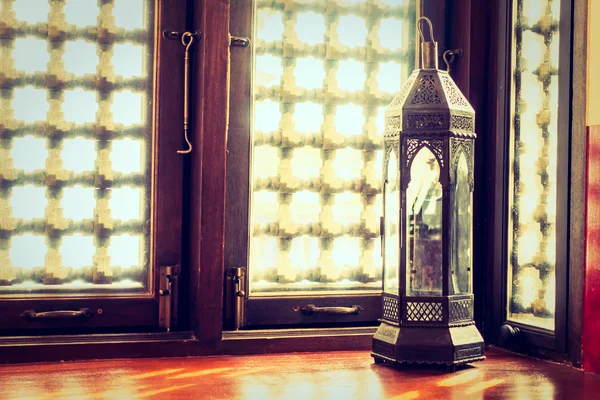 Lantern light lamp in morocco style — Stock Photo, Image