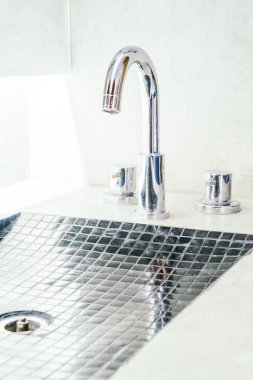 Faucet ve banyo lavabo