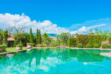 Açık manzaralı Yüzme Havuzu