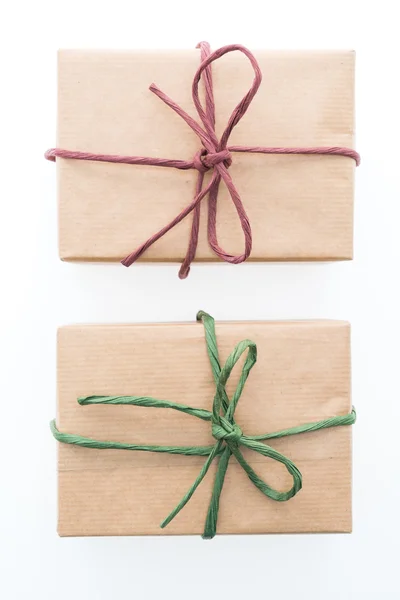 Kahverengi hediye kutuları — Stok fotoğraf