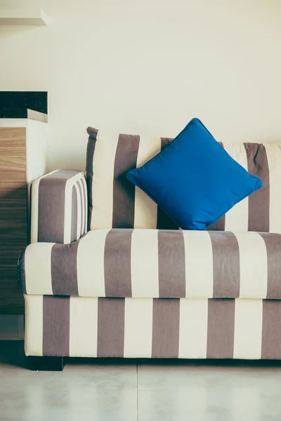 Schöne Luxus-Sofa-Dekoration — Stockfoto
