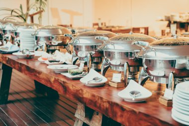 Otel restoranında açık büfe