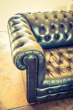 Oturma odasında kanepe dekorasyon