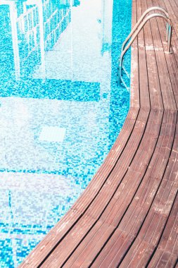 lüks Yüzme Havuzu ile merdiven