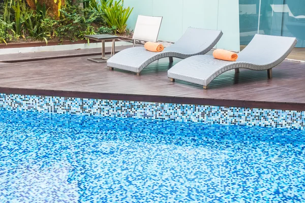 Gyönyörű luxus medencével — Stock Fotó