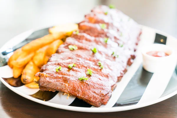 Grilled barbecue pork with sweet sauce — Stock Photo, Image