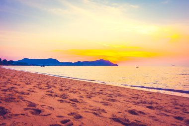 Tropik plaj ve deniz