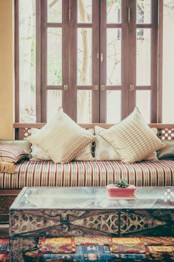 Fas tarzı ile kanepe yastık