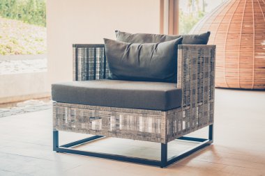 Modern sandalye ve masa