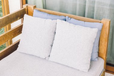 Kanepe dekorasyon yastık