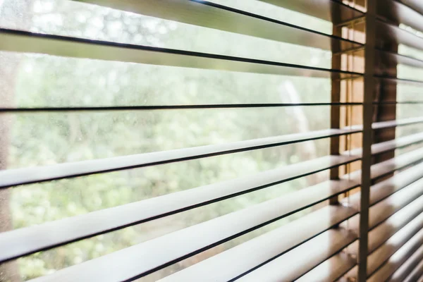 Blinds window in room — Stock Photo, Image